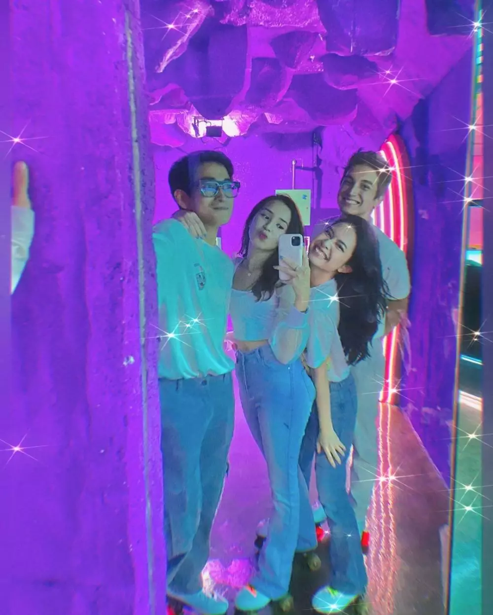 Momen kebersamaan Beby Tsabina, Bio One, Hanggini & Junior Roberts © 2020 Instagram