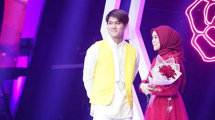 Momen Lesty Kejora & Rizky Billar di Konser Hijrah Cinta © 2020  Instagram