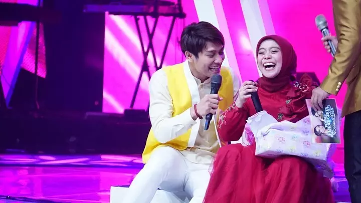 Momen Lesty Kejora & Rizky Billar di Konser Hijrah Cinta © 2020  Instagram