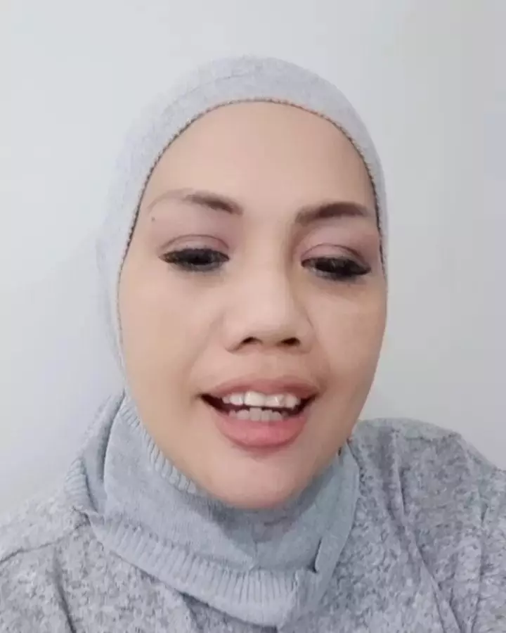 Potret terbaru Elly Sugigi usai pengencangan wajah © 2020 Instagram/@ellysugigi_real_ 