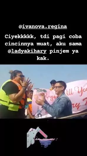 momen Regina Idol dilamar kekasih © 2020 Instagram