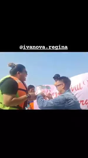 momen Regina Idol dilamar kekasih © 2020 Instagram