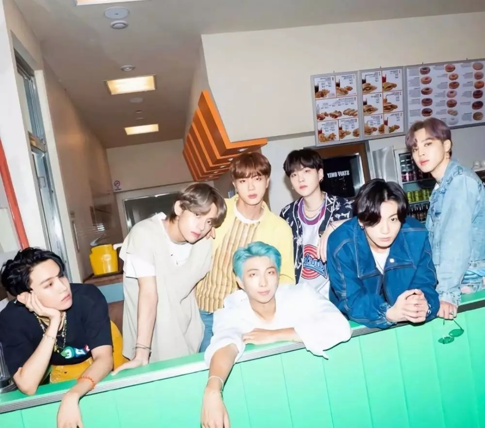 fakta lagu dynamite BTS © 2020 Instagram/@bts.dynamite.7 fakta lagu dynamite BTS © 2020 Instagram/@bts.dynamite.7