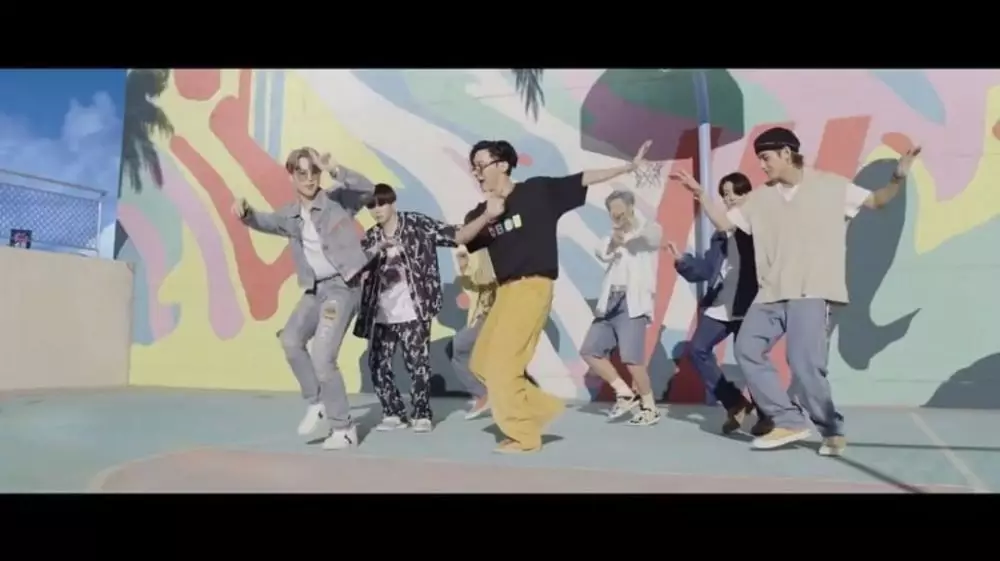 fakta lagu dynamite BTS © 2020 Instagram/@bts.dynamite.7 fakta lagu dynamite BTS © 2020 Instagram/@bts.dynamite.7