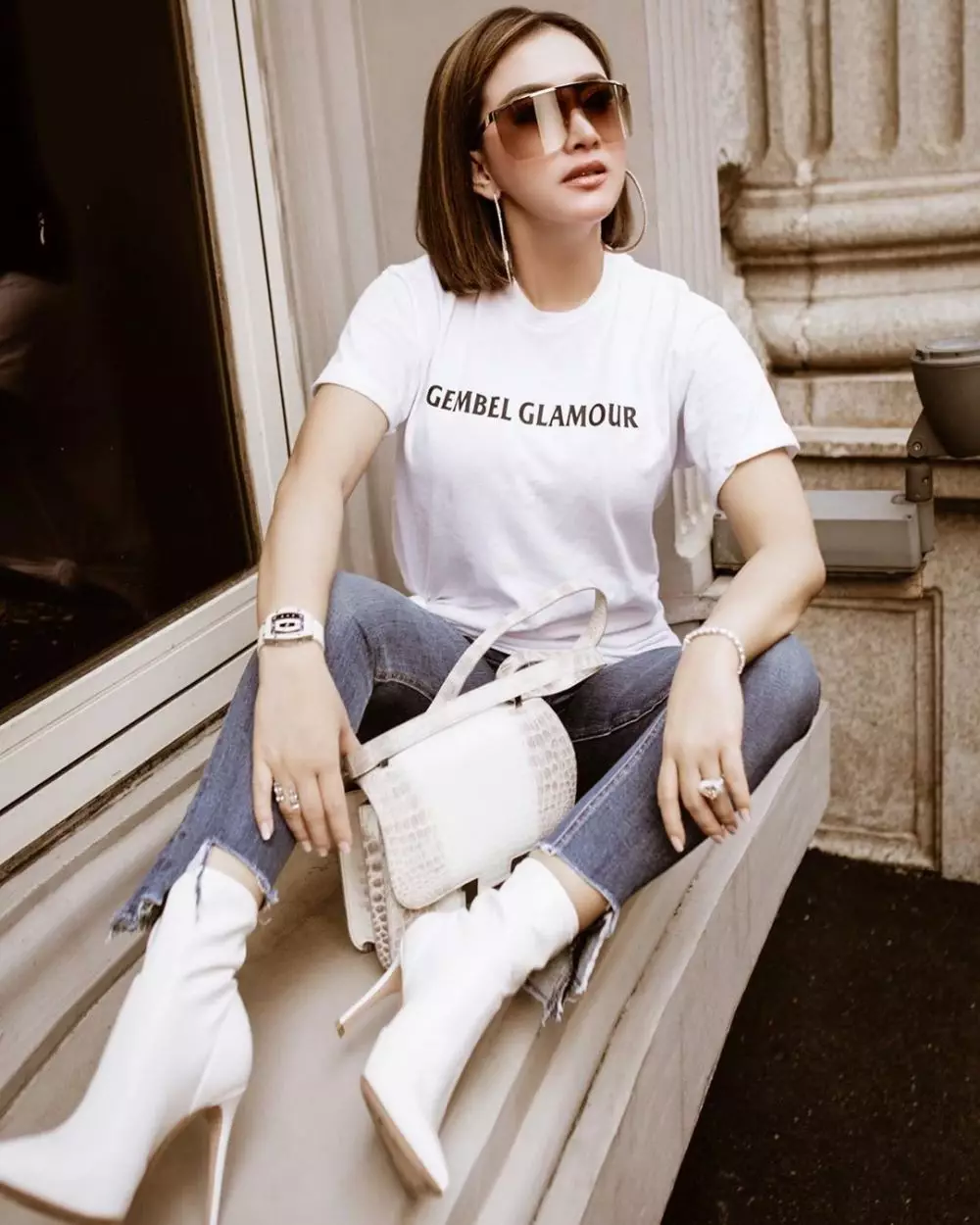 seleb pernah jalani sulam bibir © 2020 Instagram