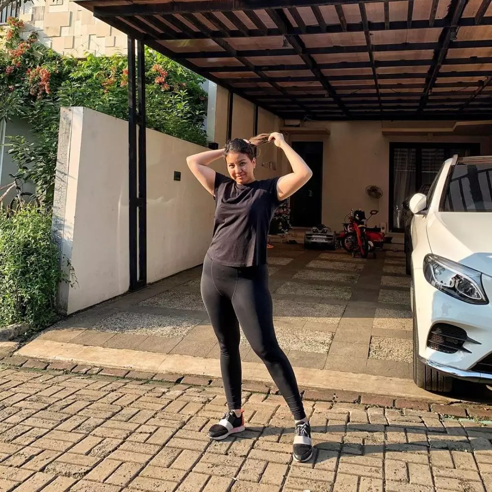 Tya Ariestya terbaru turun 10 kg Instagram