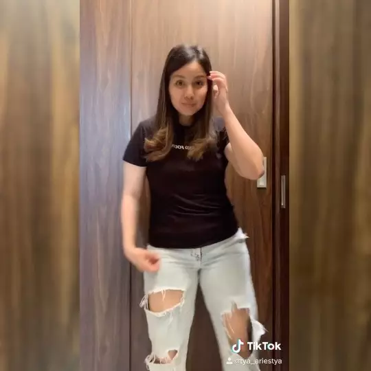 Tya Ariestya terbaru turun 10 kg Instagram