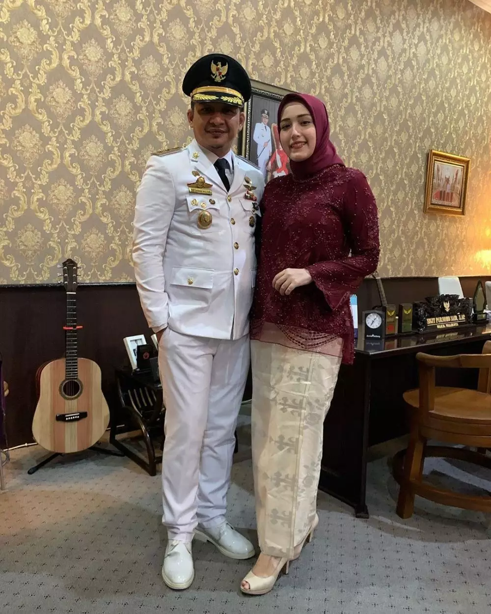 Gaya istri pejabat dampingi suami kerja Instagram Gaya istri pejabat dampingi suami kerja Instagram