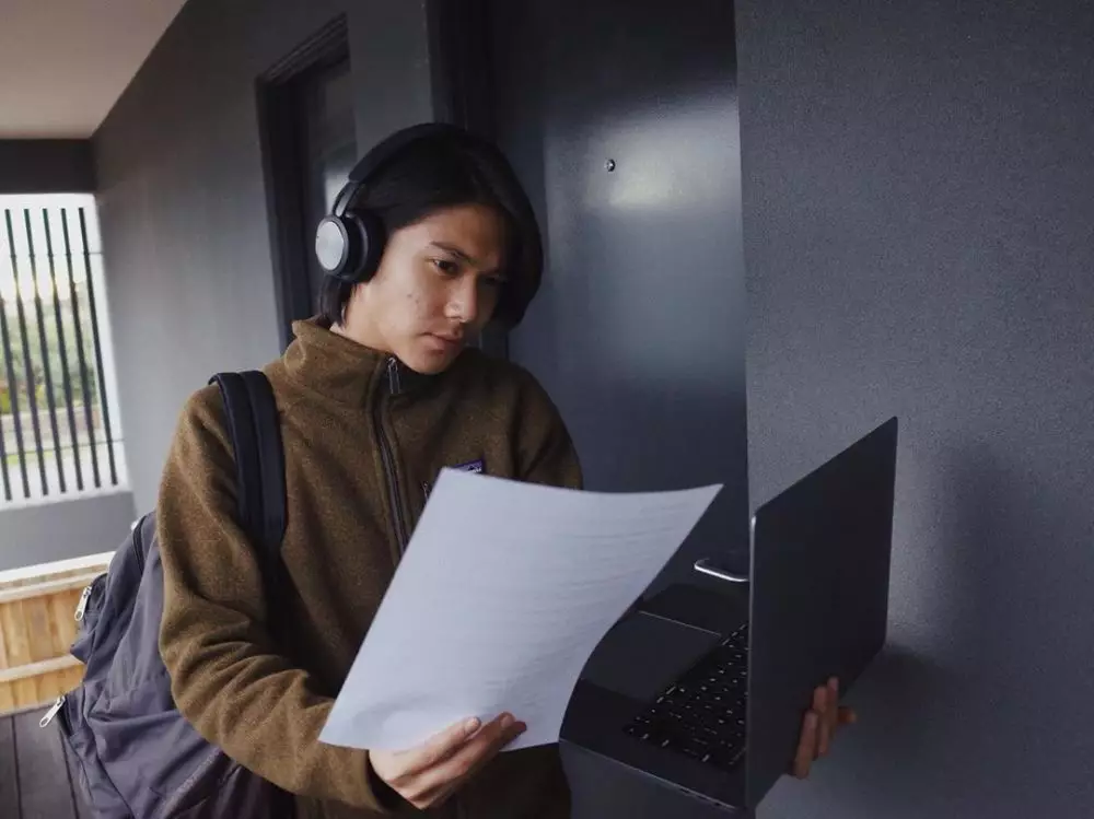 Iqbaal berambut gondrong  Instagram Iqbaal berambut gondrong  Instagram