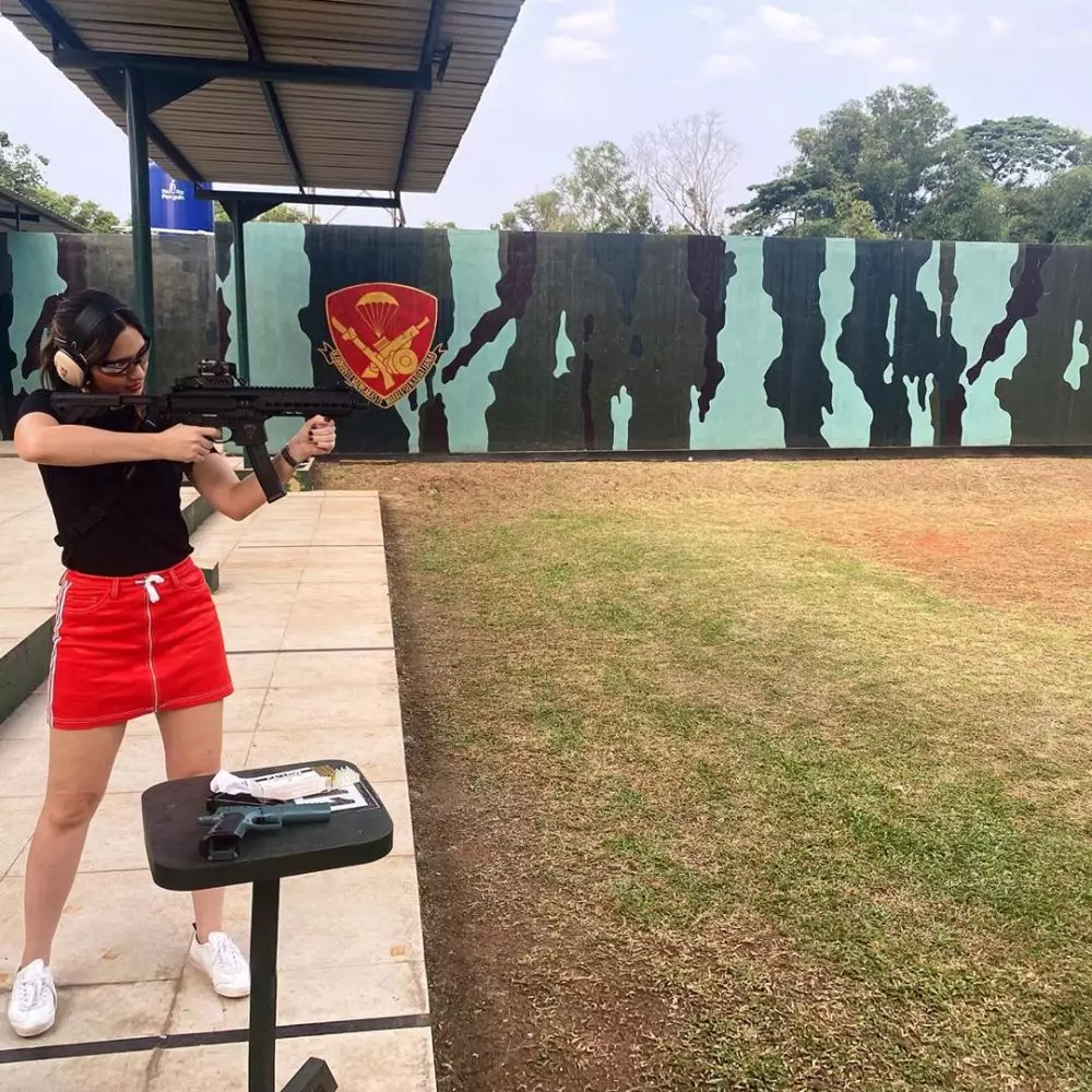 jenis olahraga mahal nia ramadhani Instagram