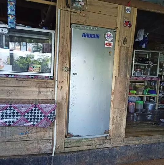 tingkah iseng pakai barang di rumah © 2020 instagram.com