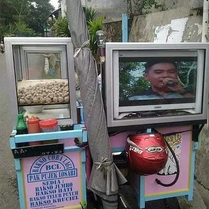 momen lucu pedagang keliling © 2020 instagram.com