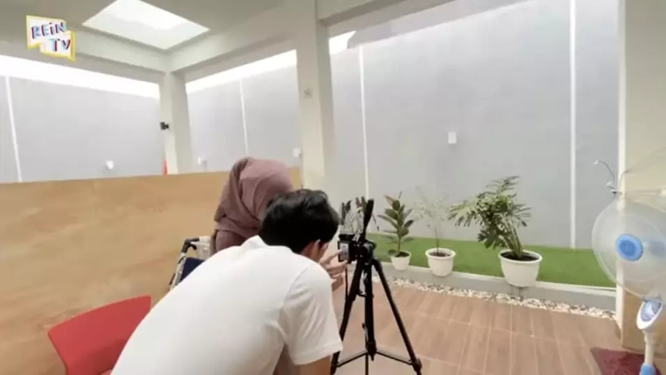 di balik pemotretan Dinda Hauw instagram