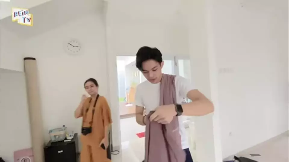 di balik pemotretan Dinda Hauw instagram