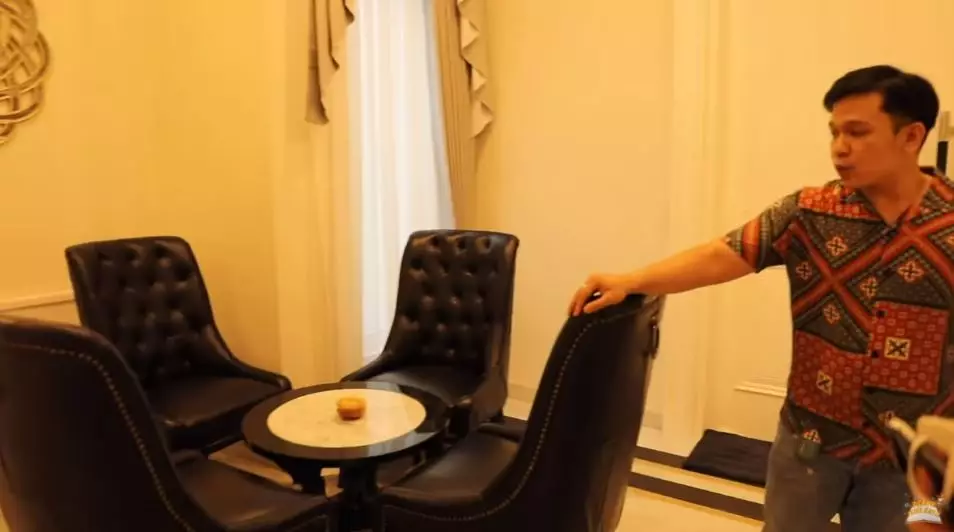 Potret rumah mewah Jordi Onsu © 2020 YouTube/YukiKato
