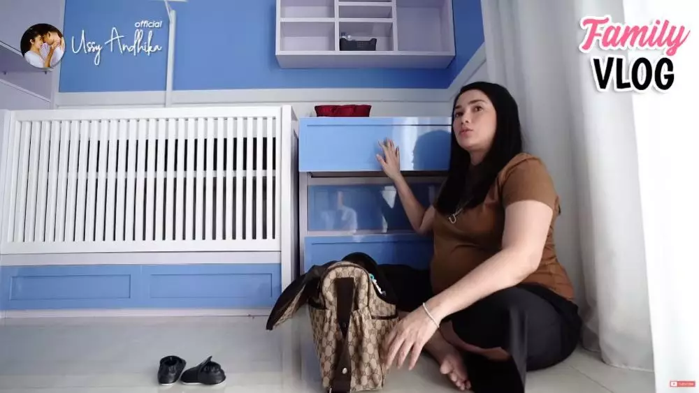 kamar bayi Ussy YouTube