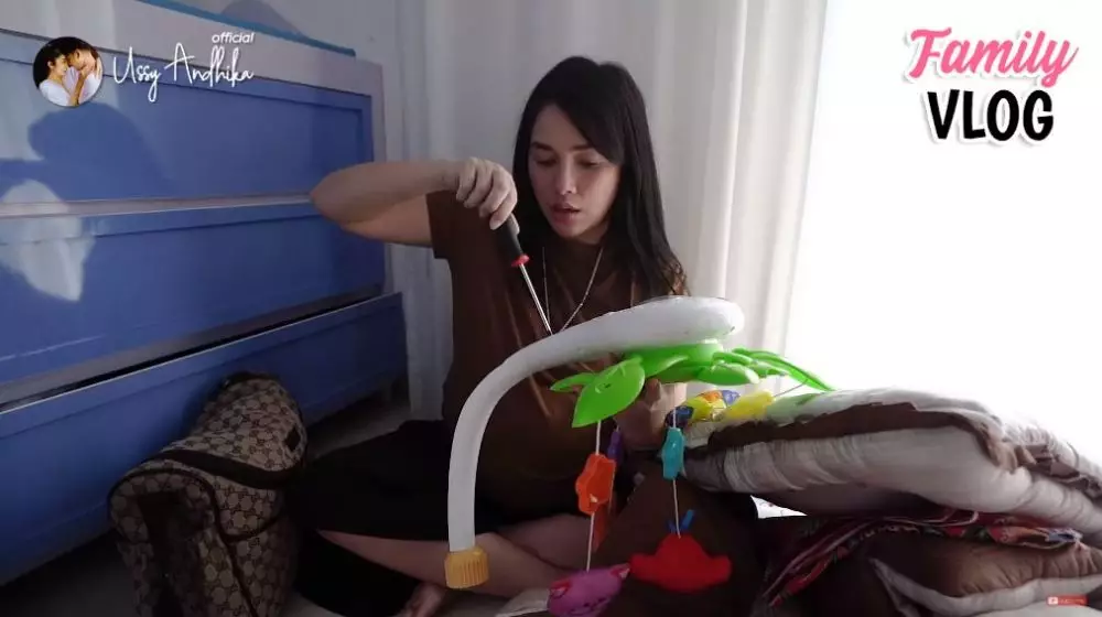 kamar bayi Ussy YouTube