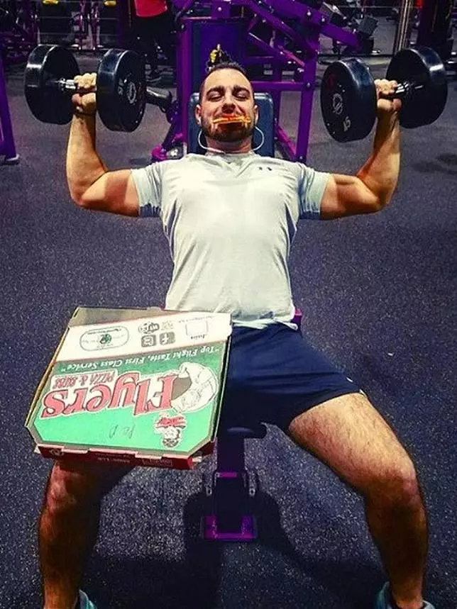 Kelakuan nyeleneh saat ngegym Berbagai sumber Kelakuan nyeleneh saat ngegym Berbagai sumber