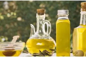 7 Manfaat minyak kelapa untuk kesehatan, jadi alternatif diet sehat