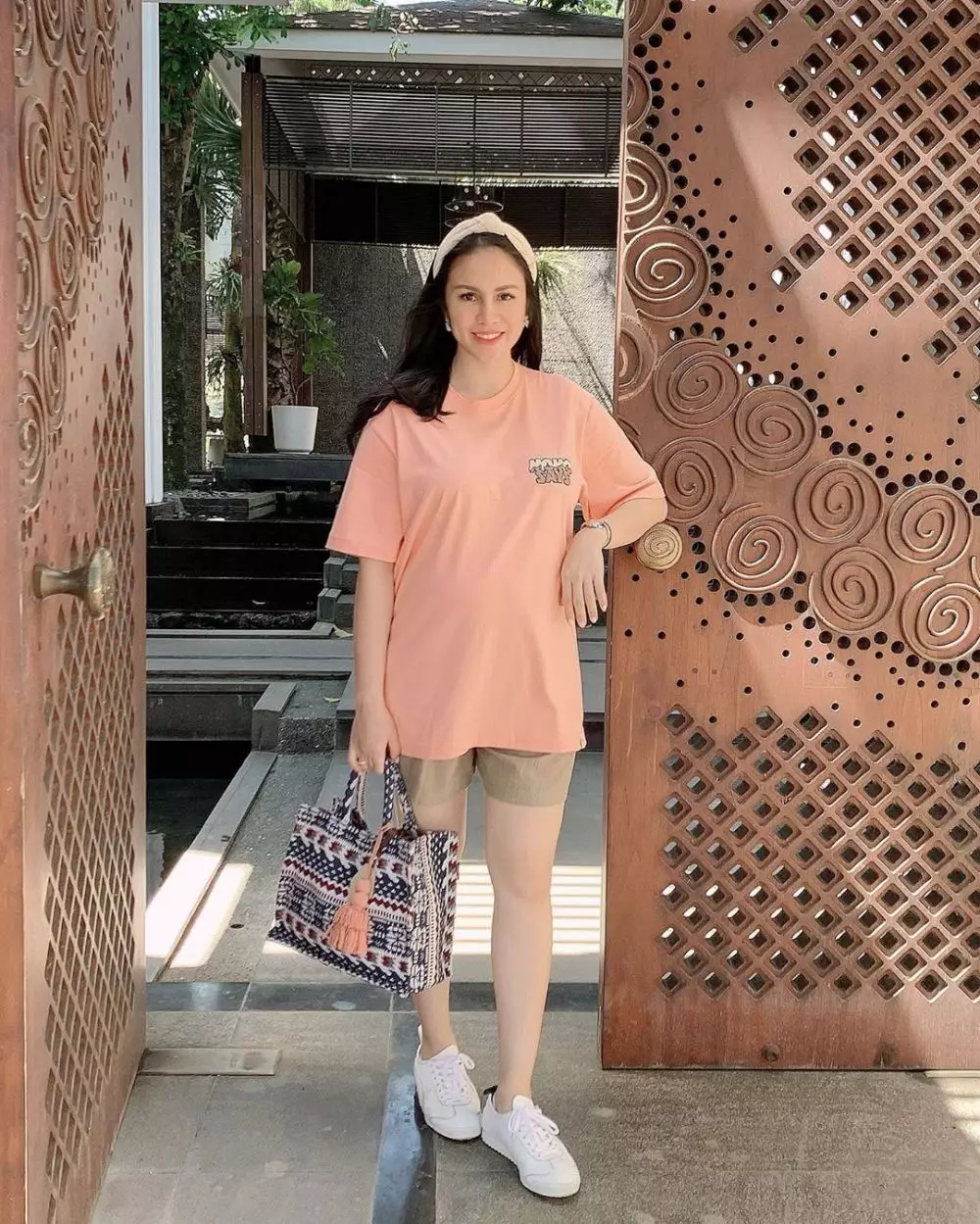 Perut buncit Momo  © 2020 brilio.net