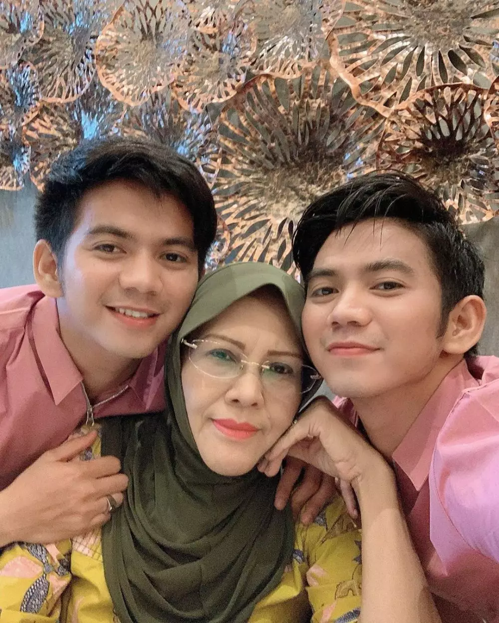 Nadya Mustika Rahayu ungkap alasan tak pake cincin kawin © 2020 Instagram