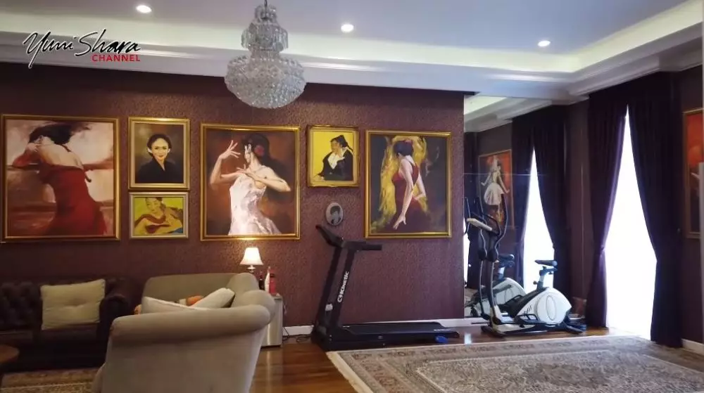 lantai dua rumah Yuni Shara YouTube lantai dua rumah Yuni Shara YouTube