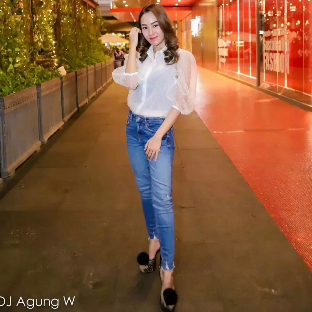 Potret Rizuka pemeran Samudra Cinta di luar syuting © 2020  Instagram/rizukaamor_new Potret Rizuka pemeran Samudra Cinta di luar syuting © 2020  Instagram/rizukaamor_new