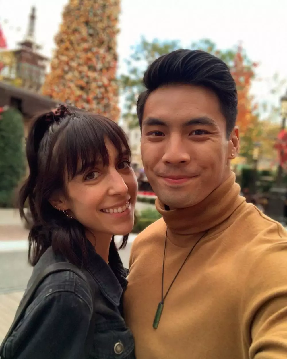 Yoshi Sudarso dan Sarah Instagram