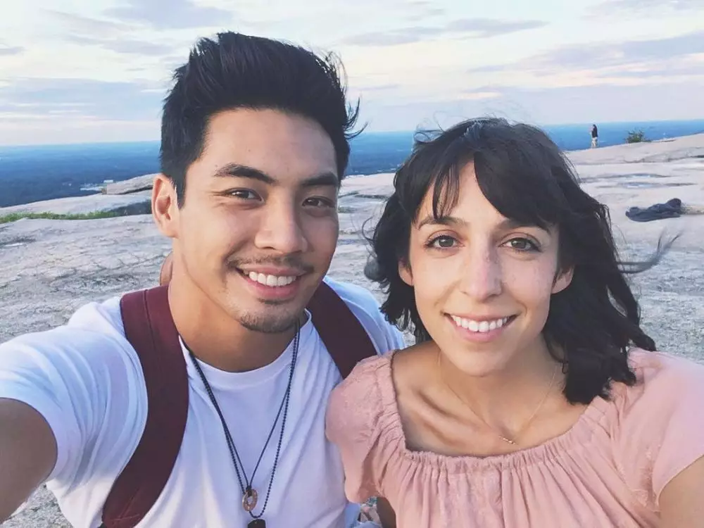 Yoshi Sudarso dan Sarah Instagram