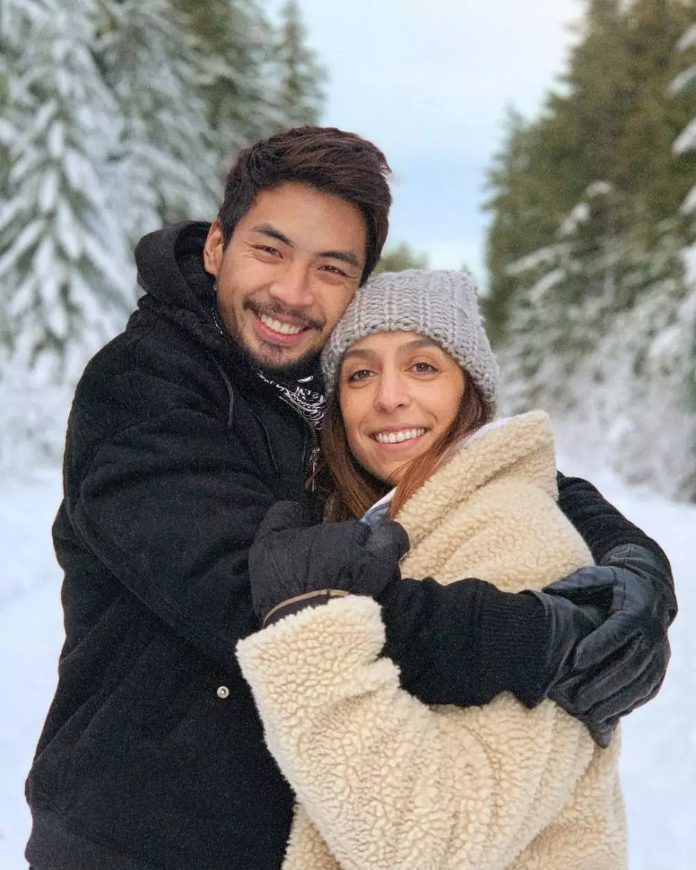 Yoshi Sudarso dan Sarah Instagram
