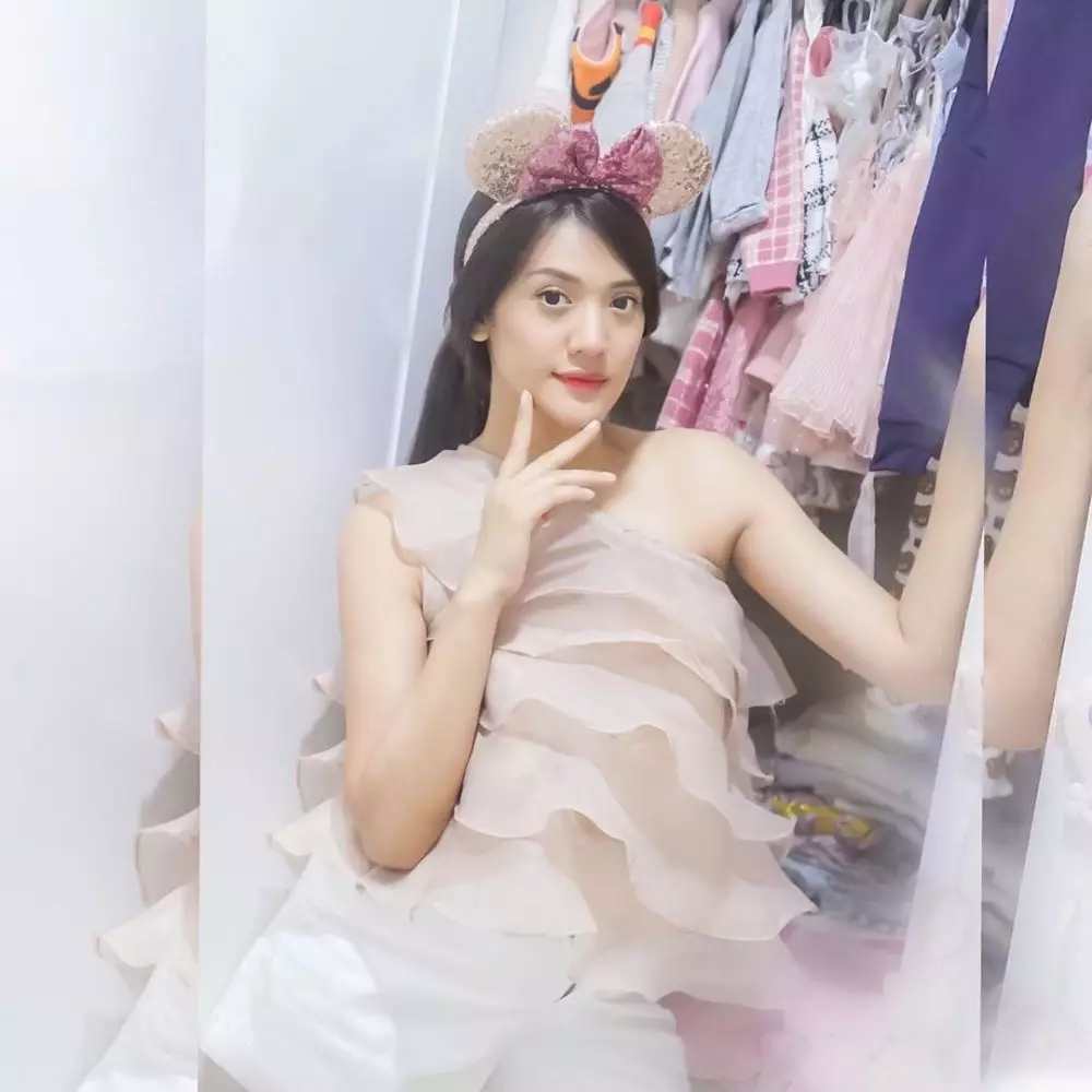 OOTD Anissa Aziza © 2020 brilio.net