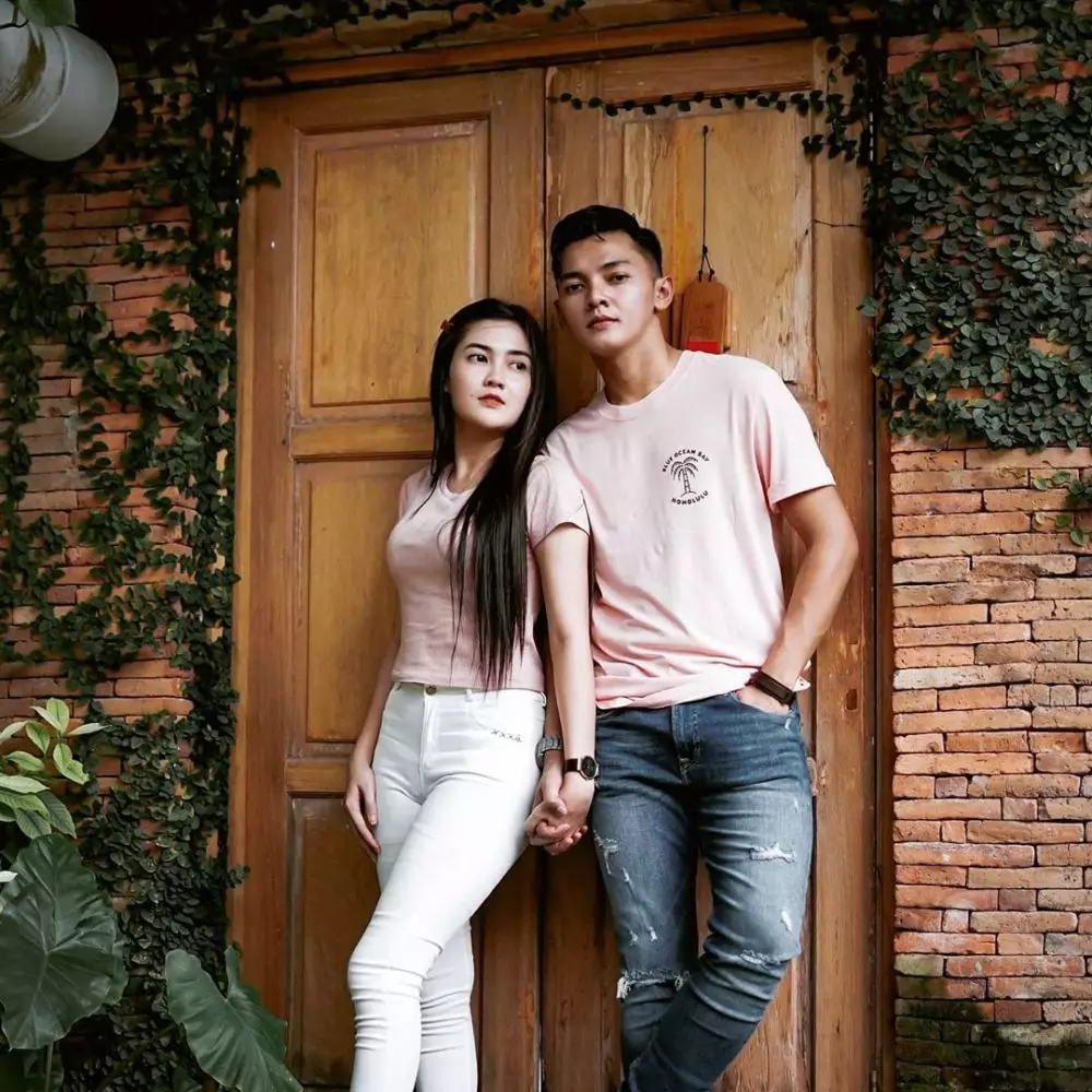 Nella Kharisma ungkap status hubungan © 2020 Instagram/@doryharsa Nella Kharisma ungkap status hubungan © 2020 Instagram/@doryharsa