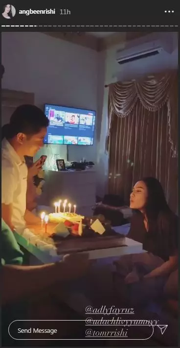 Momen Angbeen Rishi berbagai sumber