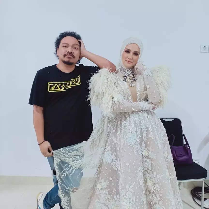 Potret Mulan Jameela terbaru  Instagram