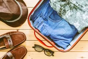 Ini cara traveling seru sambil jaga lingkungan, bebas sampah puntung