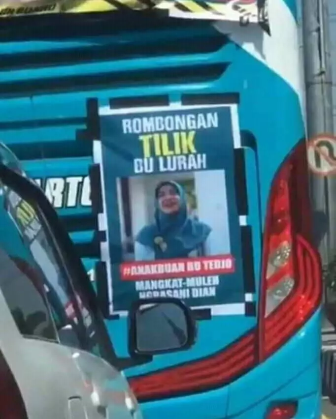 tulisan lucu dibelakang bus Berbagai Sumber tulisan lucu dibelakang bus Berbagai Sumber