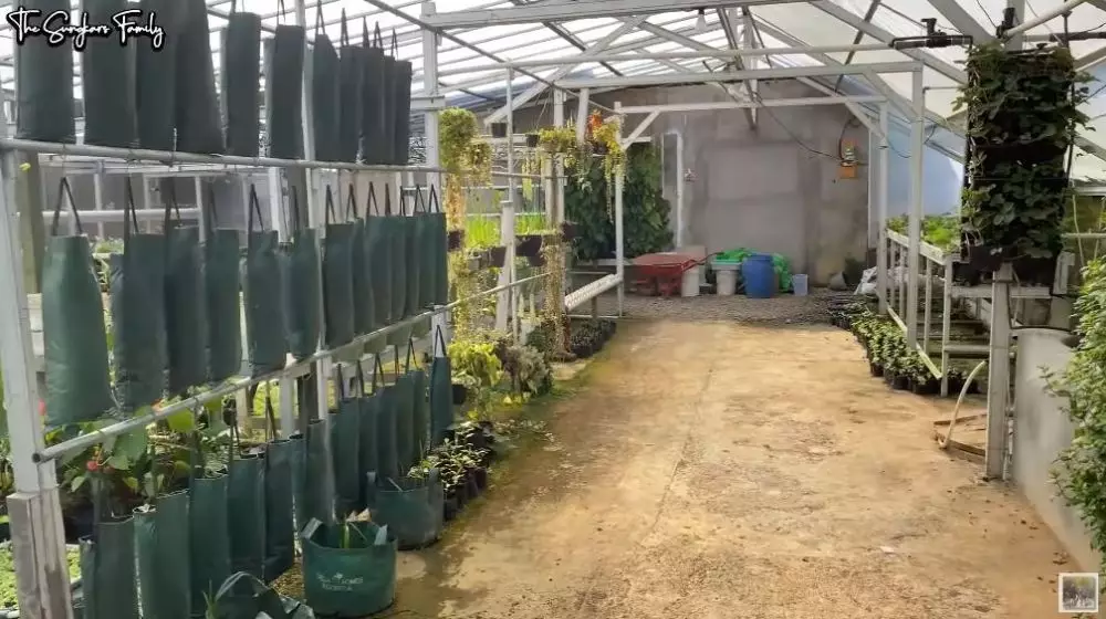 rumah Mark Sungkar berbagai sumber rumah Mark Sungkar berbagai sumber