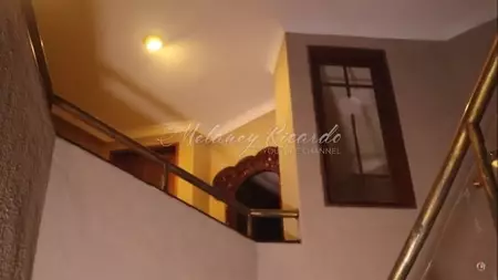 Potret rumah masa kecil Jennifer Jill YouTube/ Melaney Ricardo