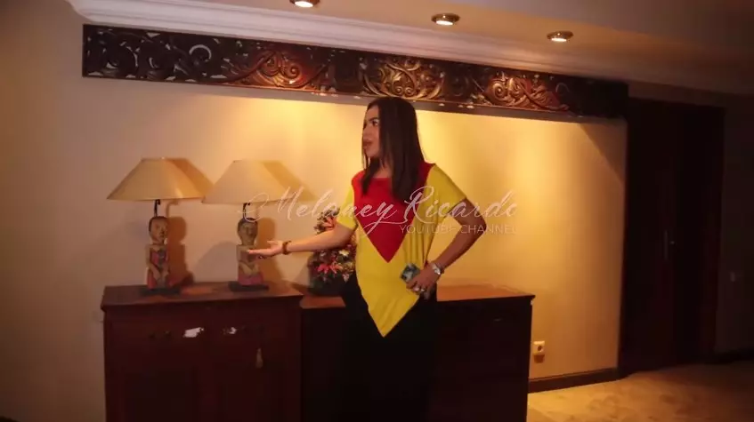 Potret rumah masa kecil Jennifer Jill YouTube/ Melaney Ricardo