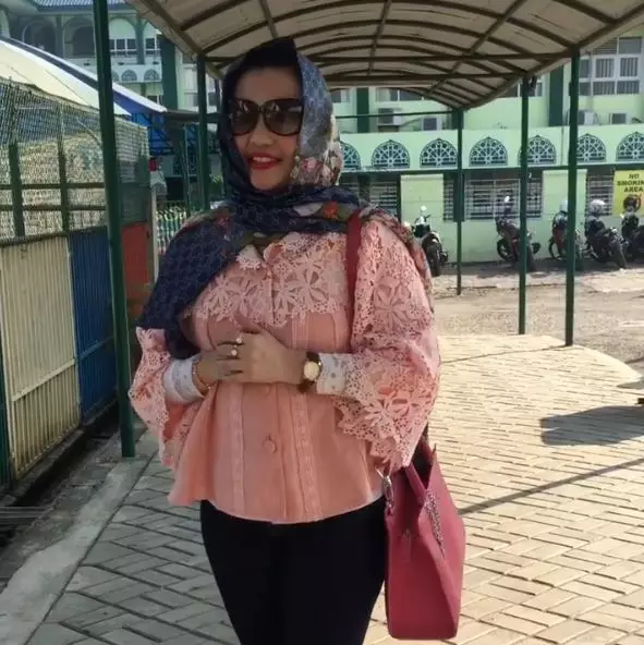 potret terkini Deswita SSTI Instagram