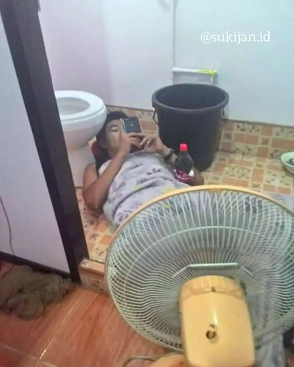 orang terlanjur males  Instagram