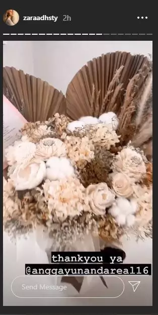 Unggahan pertama Zara Instagram Unggahan pertama Zara Instagram