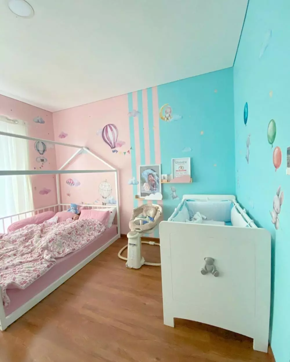 Kamar 7 bayi pesinetron cantik  Instagram & YouTube Kamar 7 bayi pesinetron cantik  Instagram & YouTube