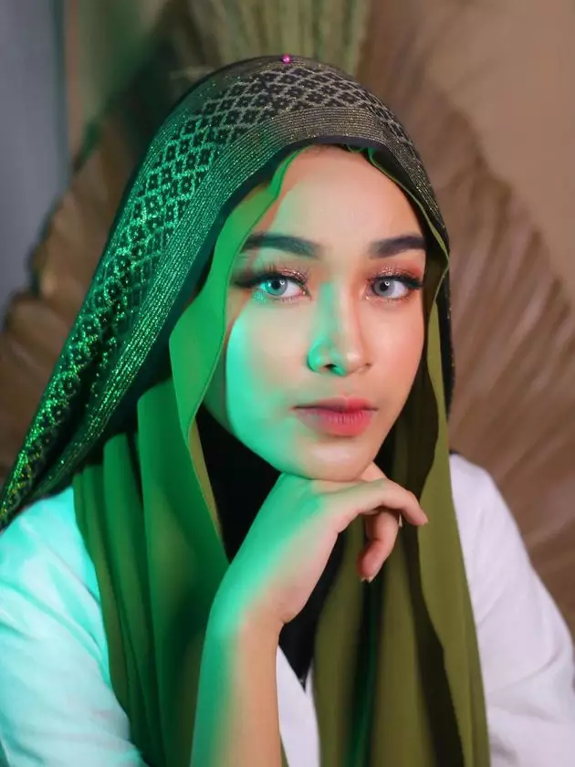 Pesona selebgram Diniyaan Instagram/@diniyaan Pesona selebgram Diniyaan Instagram/@diniyaan