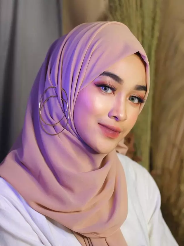 Pesona selebgram Diniyaan Instagram/@diniyaan Pesona selebgram Diniyaan Instagram/@diniyaan