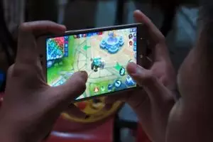 5 Game online yang bisa melambungkan karier kamu di dunia e-Sports