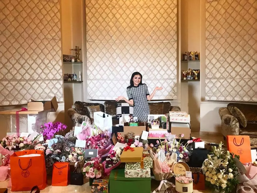 pesta ultah Sarwendah 31 berbagai sumber