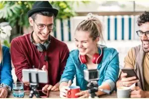 9 Cara jadi YouTuber sukses bagi pemula bermodalkan HP