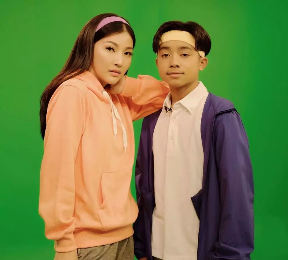 Gaya Betrand Peto dan Sarwendah tampil modis © 2020 Instagram Gaya Betrand Peto dan Sarwendah tampil modis © 2020 Instagram