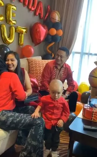 Bella Shofie dan putri sambung Instagram